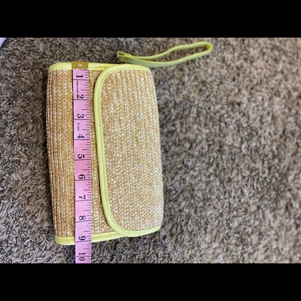 NWOT Old Navy Rattan Wristlet